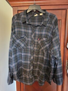 Levi's Blue Plaid Button-Up (XL)